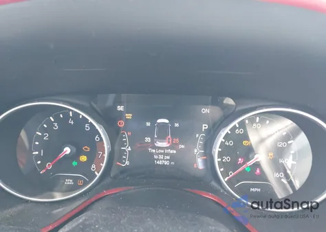 2018 Jeep Compass Trailhawk 4X4 from USA, damaged, VIN 3C4NJDDB8JT341673